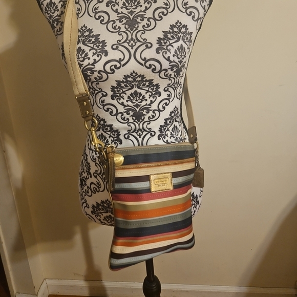 Vintage Y2K Coach 41674 Legacy Stripe Scarf Print  Crossbody 65th Anniversary - Picture 11 of 11